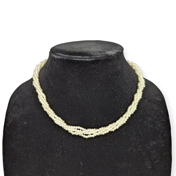 NWT 3 Strand Faux Pearl Necklace - Picture 1 of 9